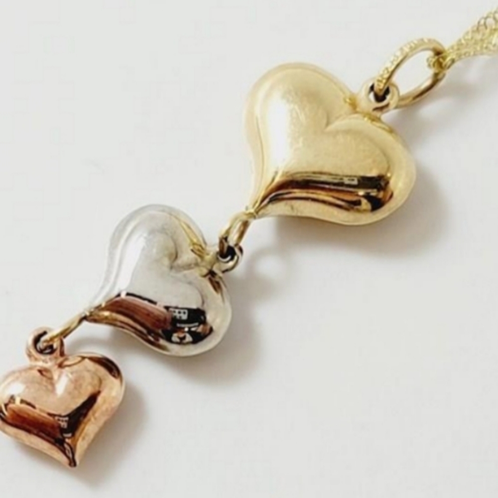 10K Gold Hearts Necklace